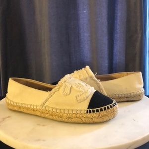 38 Chanel espadrille